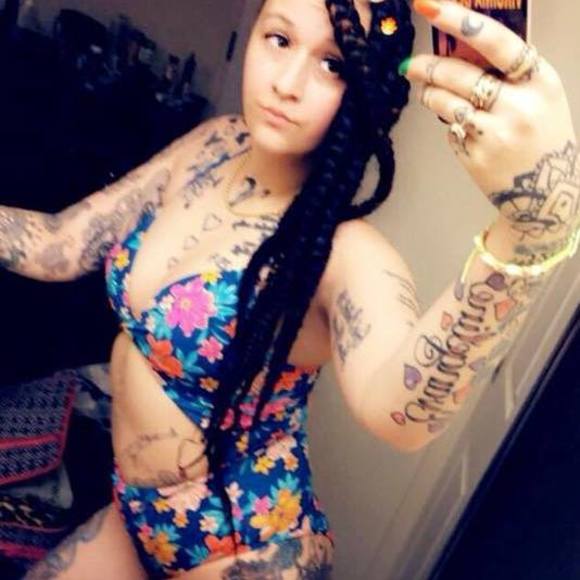 Meet your Posher, Savanna - Picture 1 of 1